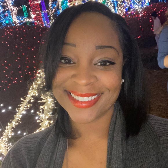 Meet your Posher, Jess - Picture 9 of 11